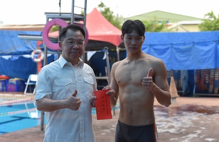 校長盃游泳比賽